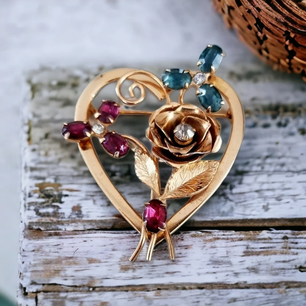 Vintage Signed Coro Gold Tone Heart Brooch Ruby Sapphire Rhinestone